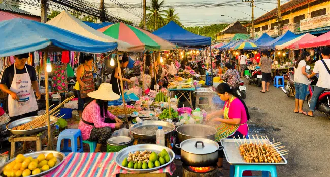 Bang Niang Market